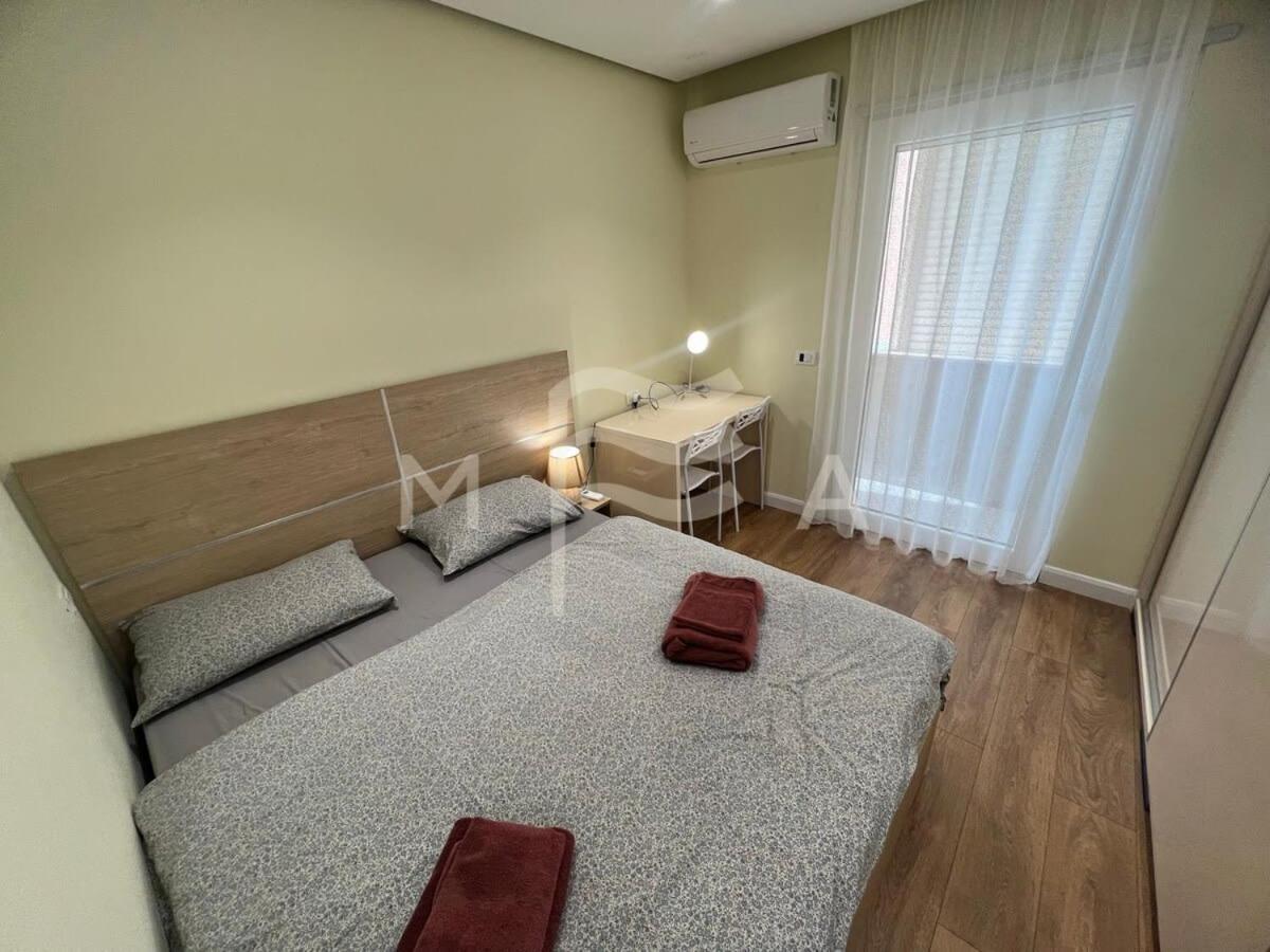 Yacht Club 573 Lejlighed Durrës Eksteriør billede