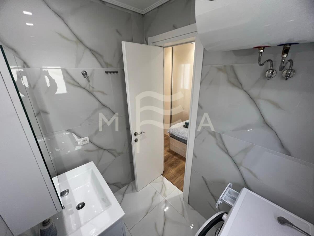 Yacht Club 573 Lejlighed Durrës Eksteriør billede