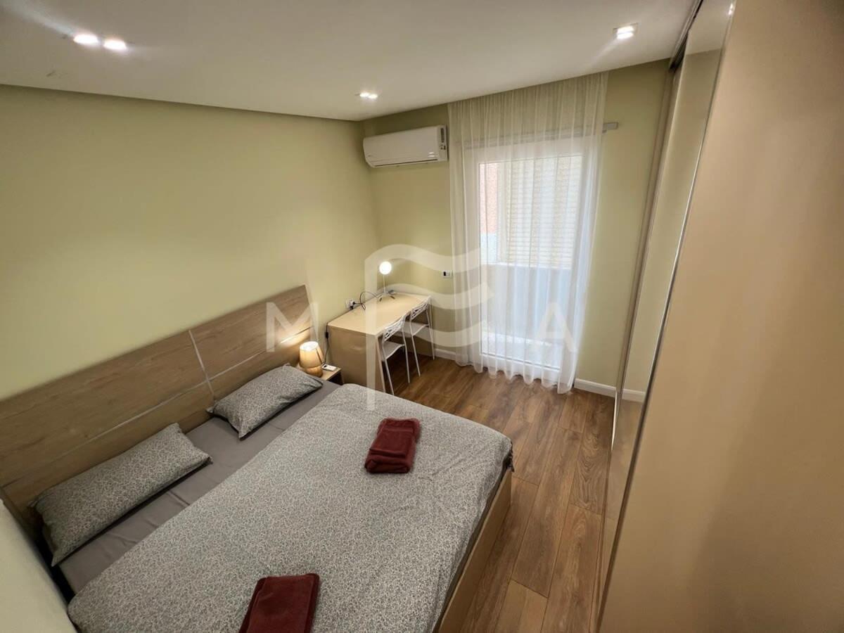 Yacht Club 573 Lejlighed Durrës Eksteriør billede
